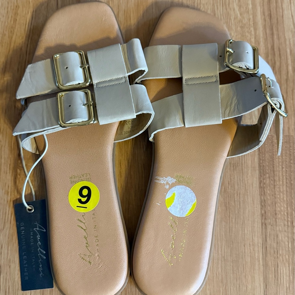 Avellini genuine leather sandals in a light beige